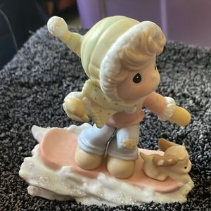 Precious Moments “there’s sno-boredom with you” figurine